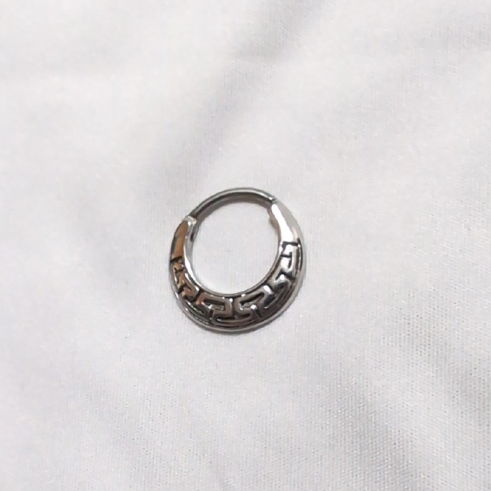 Clicker hoop, free with purchase